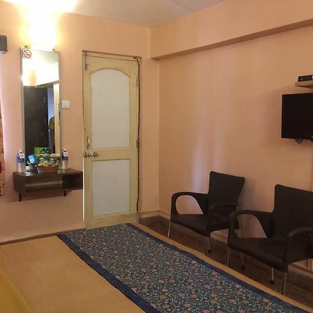 Hotel Gopika International Panaji Exterior photo